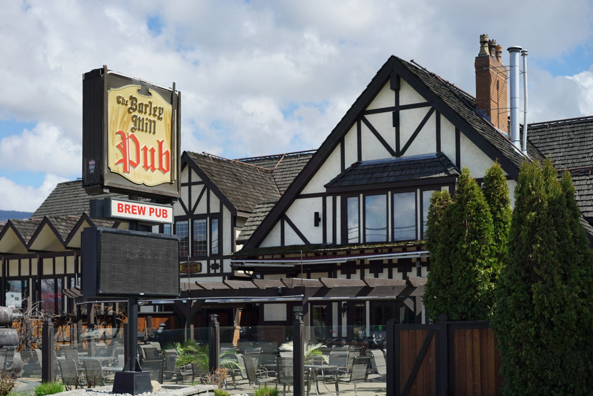 Barley Mill Brew Pub - bcaletrail.ca