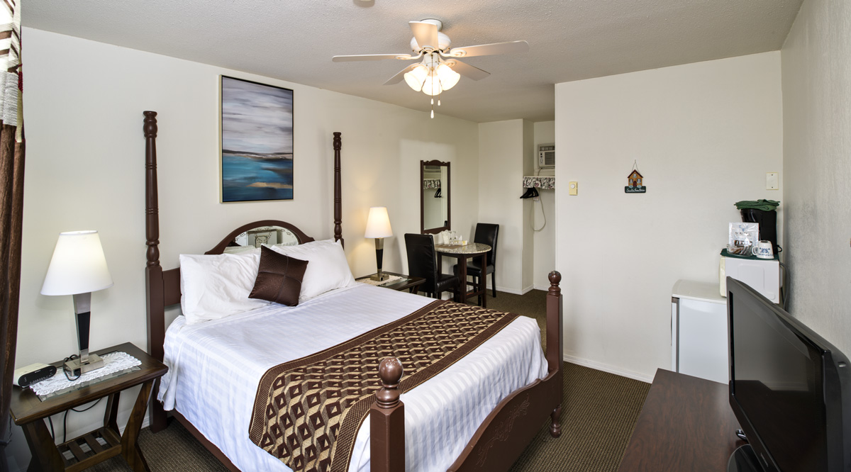 Empire Motel