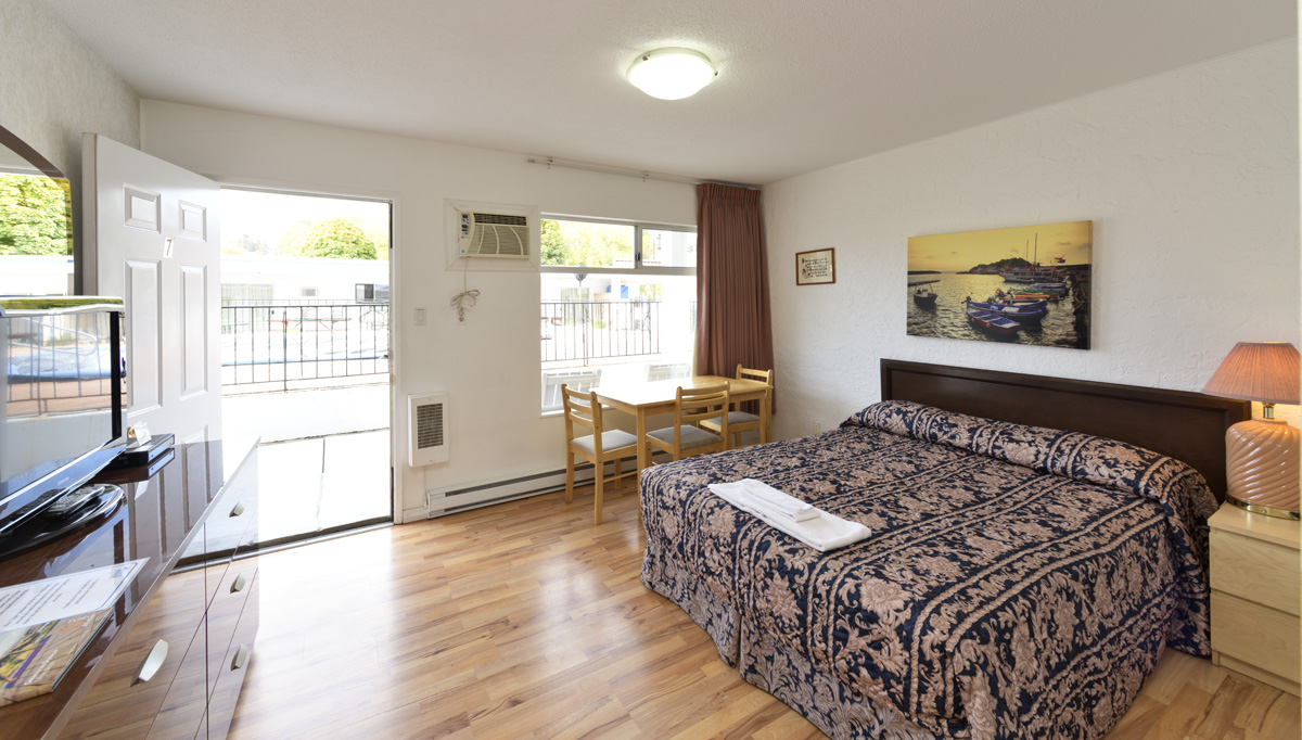 Riverside Motel
