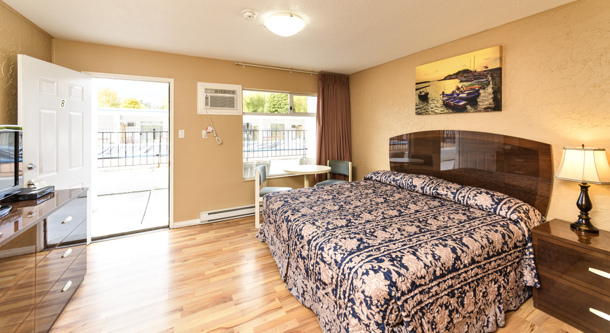 Riverside Motel