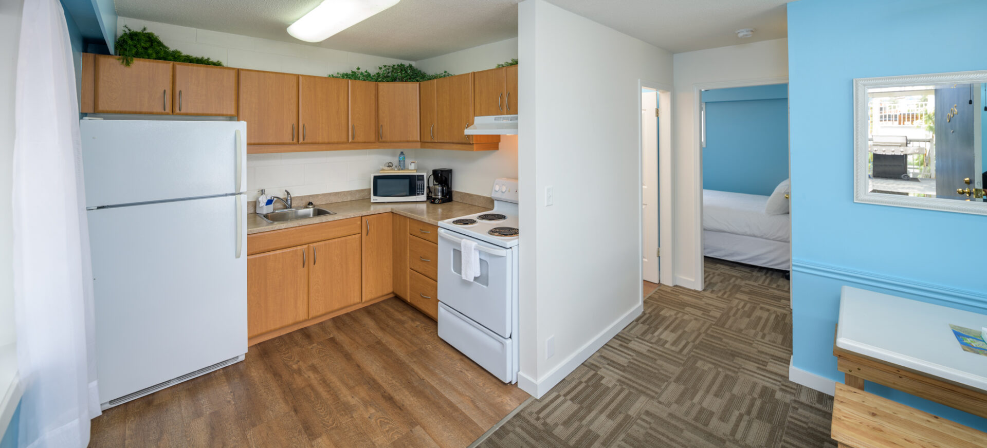 okanagan lakefront resort full kitchen