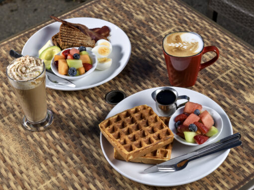 the bench market breakfast and coffee