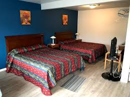 5000 motel 2 beds