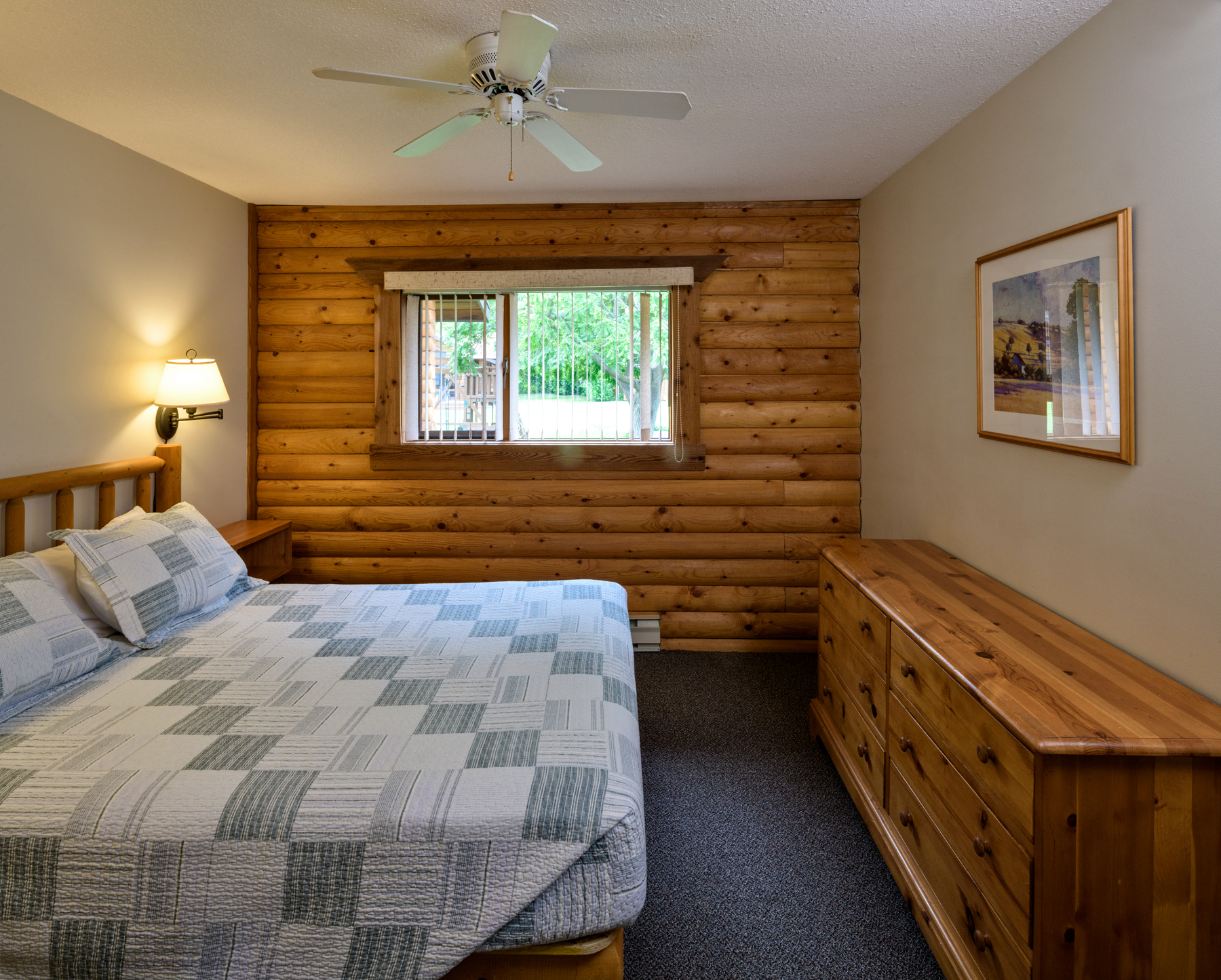 sandy beach lodge cabin bedroom