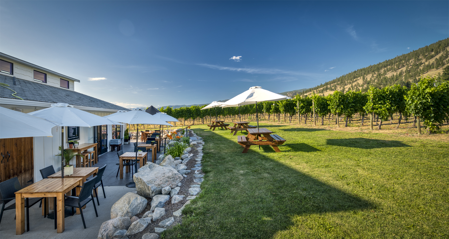 four shadows winery patio