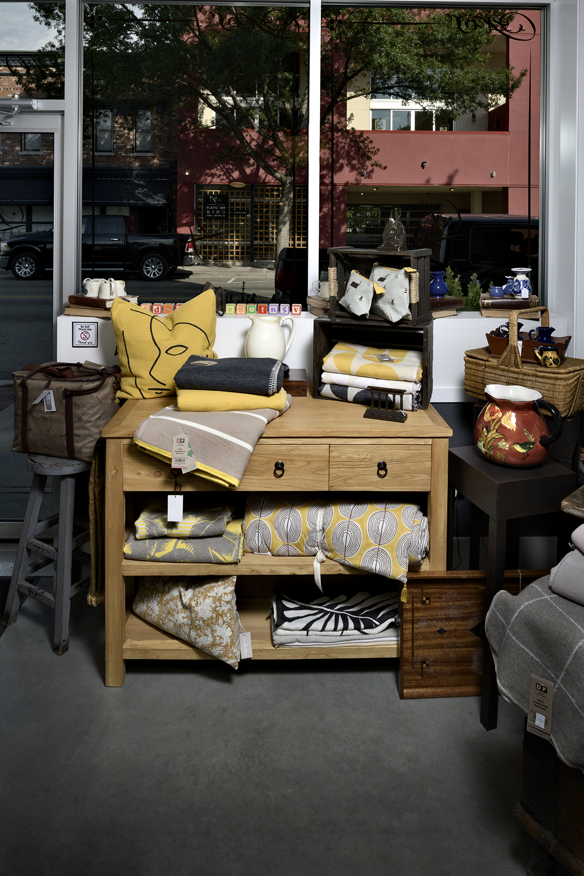 lanyon home dresser