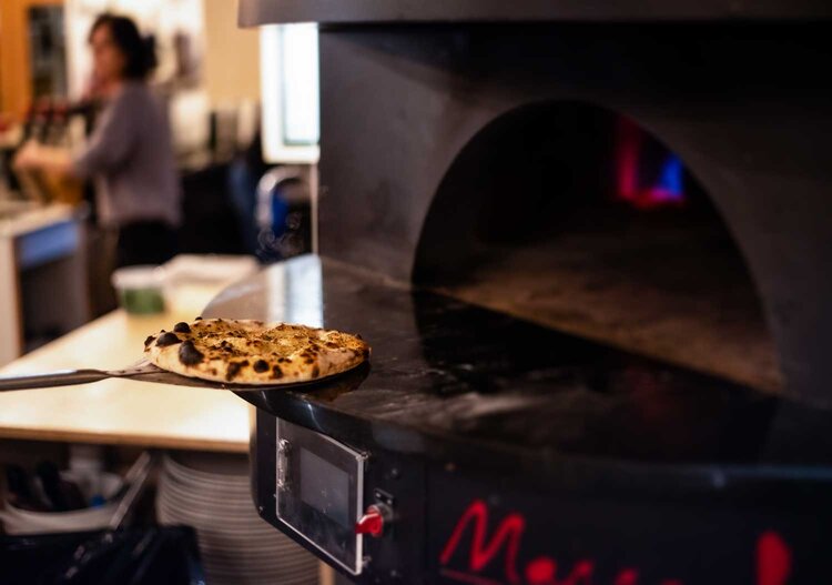 tratto pizza from forno oven