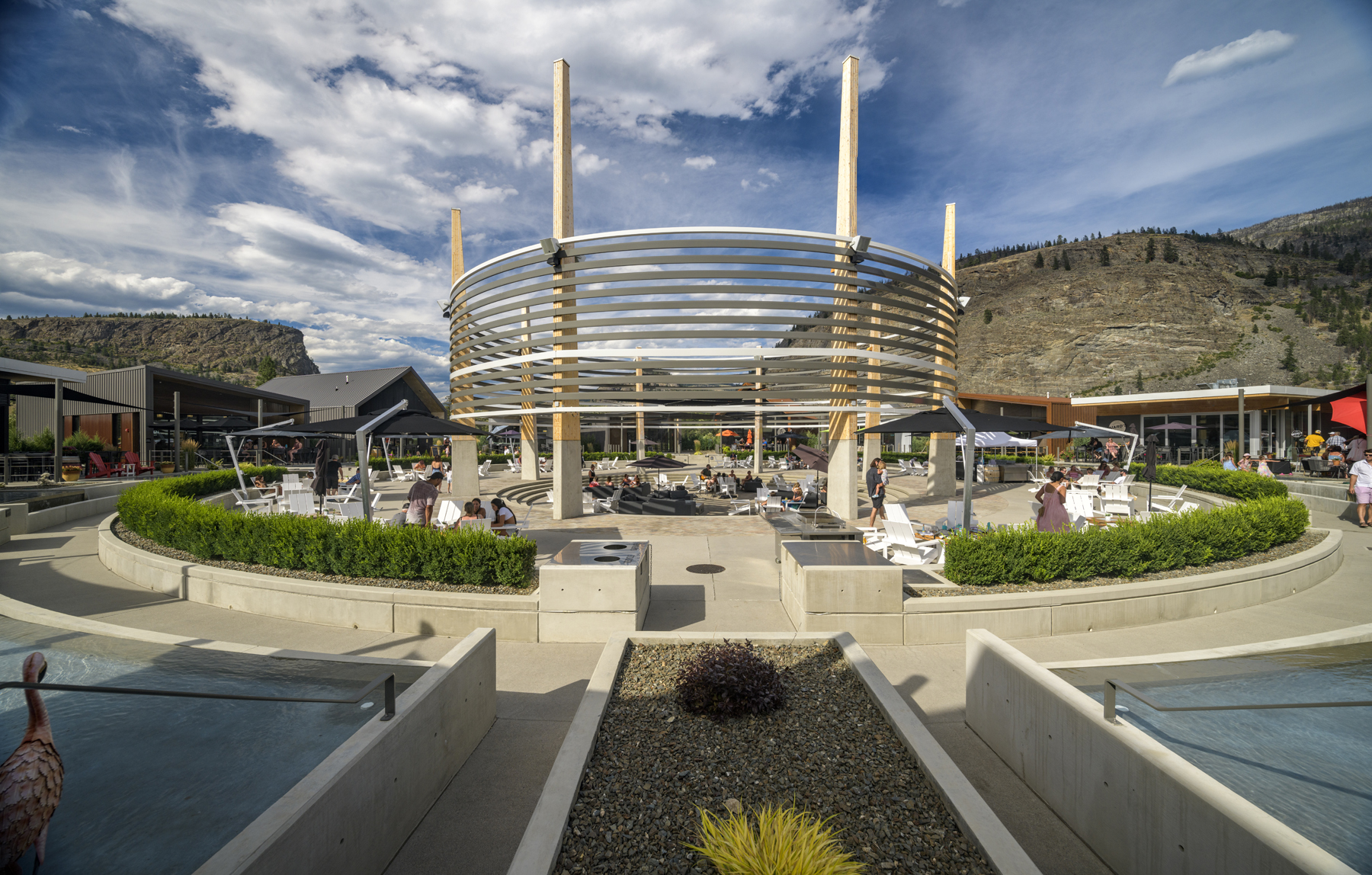 district wine village