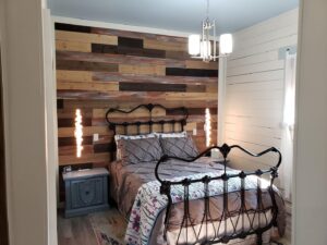 Neighbors Penticton Guest House bed bedroom