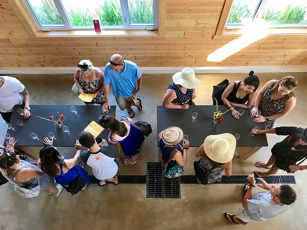 oowa winery tasting room