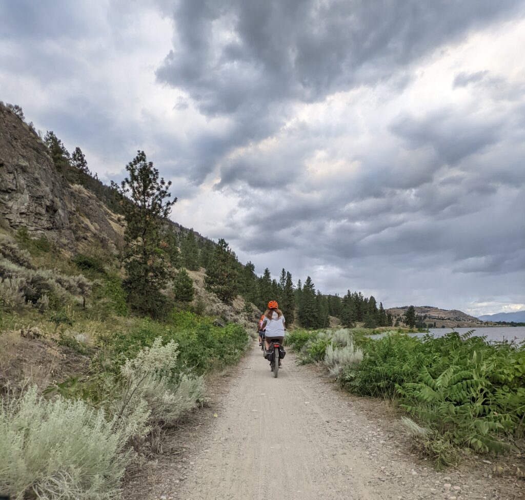 biking the kvr trail along skaha lake