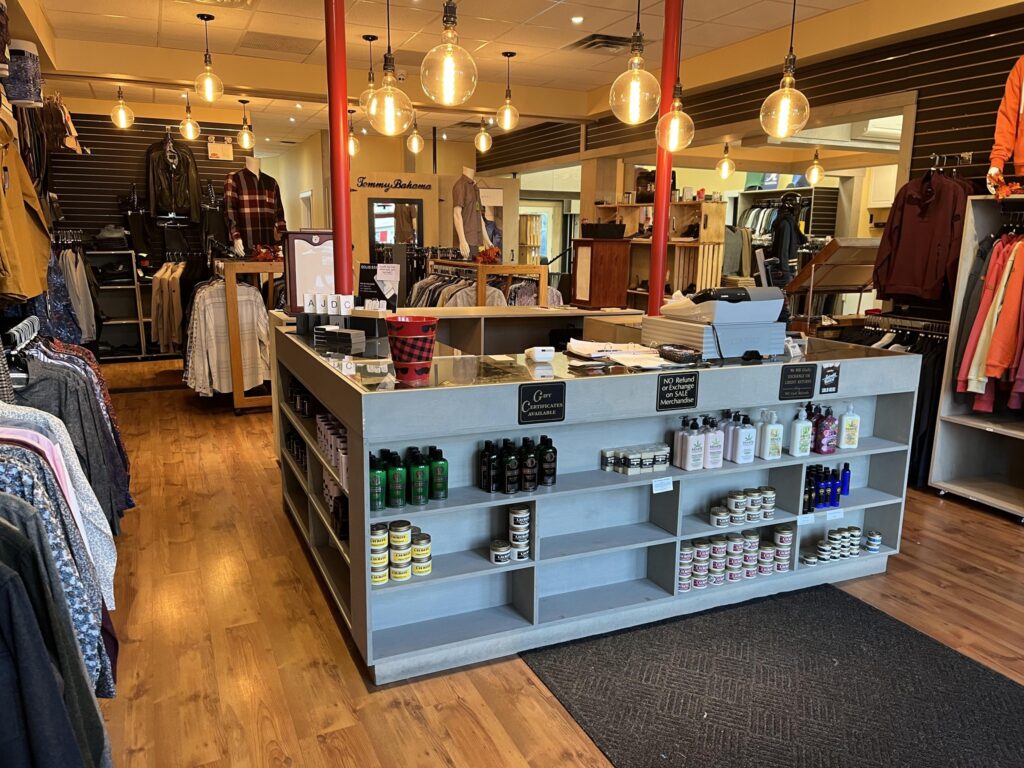okanoggin barbers retail