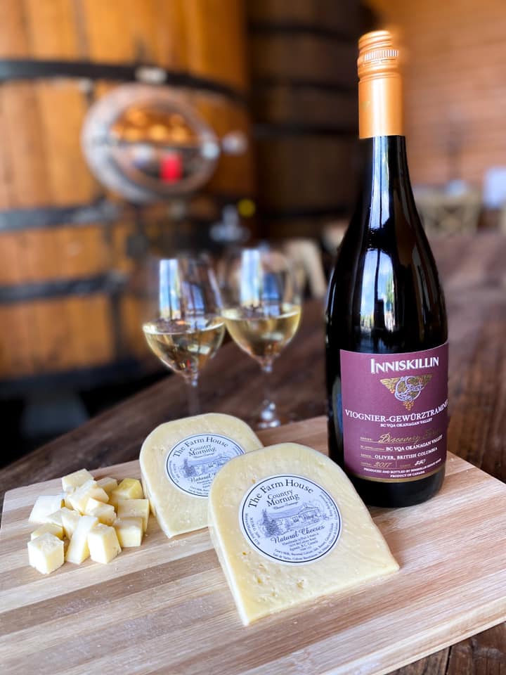 Inniskillin wine and cheese