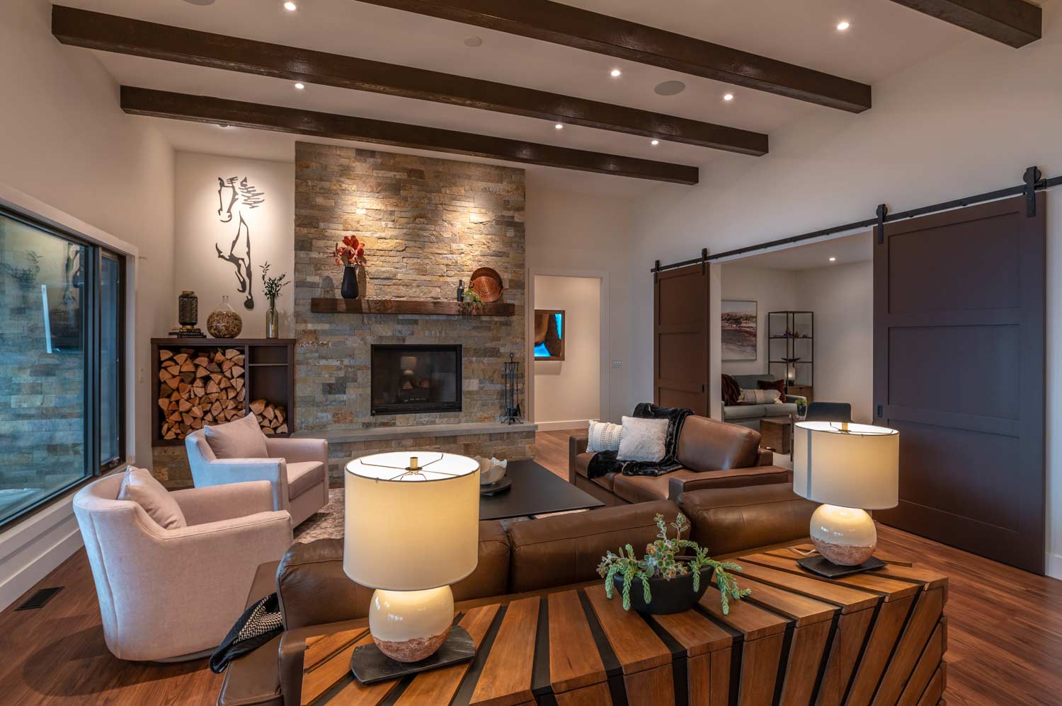 Desert Star Estate Great Room