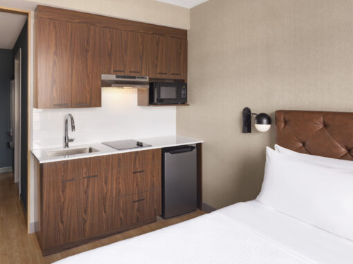 four points penticton hotel room with kitchen