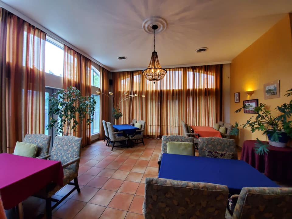 Zias Stonehouse interior with drapes