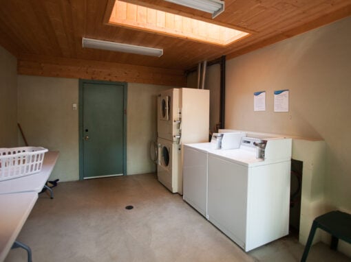 The Lakeside Resort coin laundry