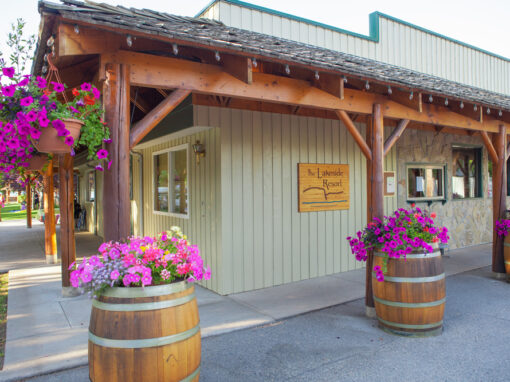 The Lakeside Resort office with sign
