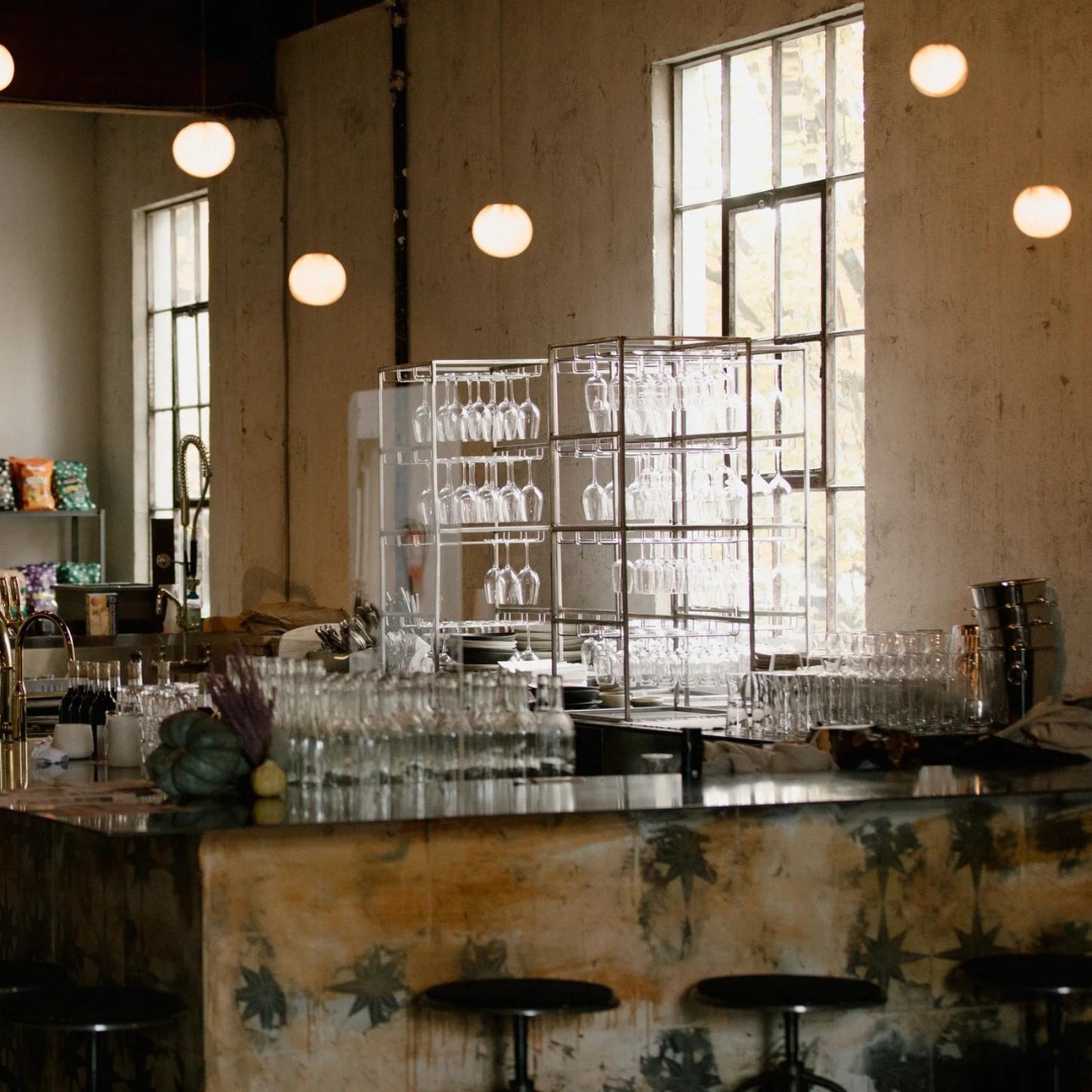 Lightning Rock Winery tasting room