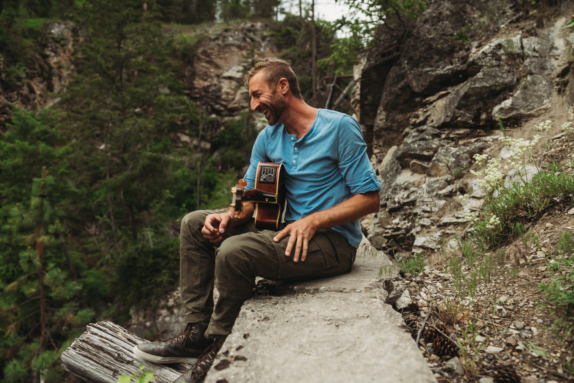 Mid Week Music ft. NICO at The Hub on Martin - Visit Penticton