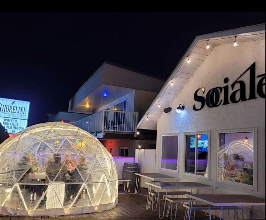 Socialē Enoteca Ristorante Lakeshore Restaurant