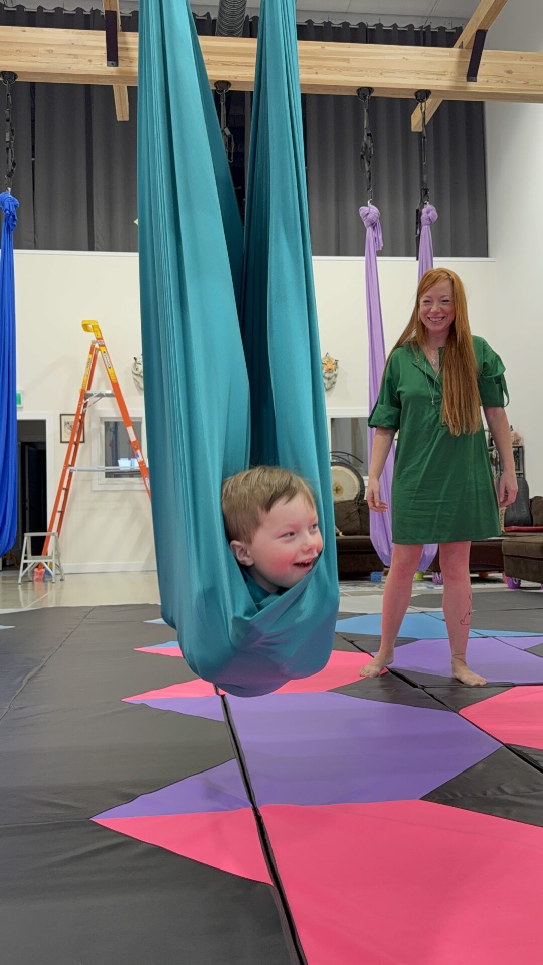 Things to do with your kids in Penticton. Aerial hammock play.