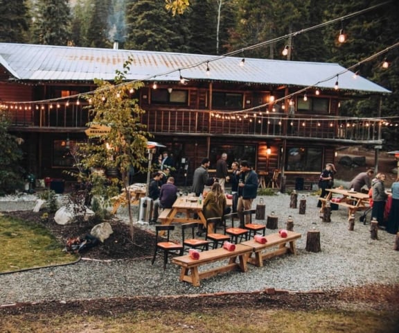 Chute Lake Lodge