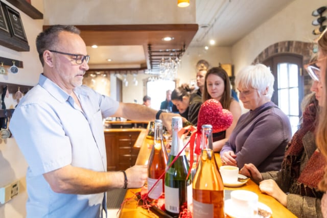 Big Hearts, Small Bites on the Naramata Bench Big Hearts, Small Bites on the Naramata Bench